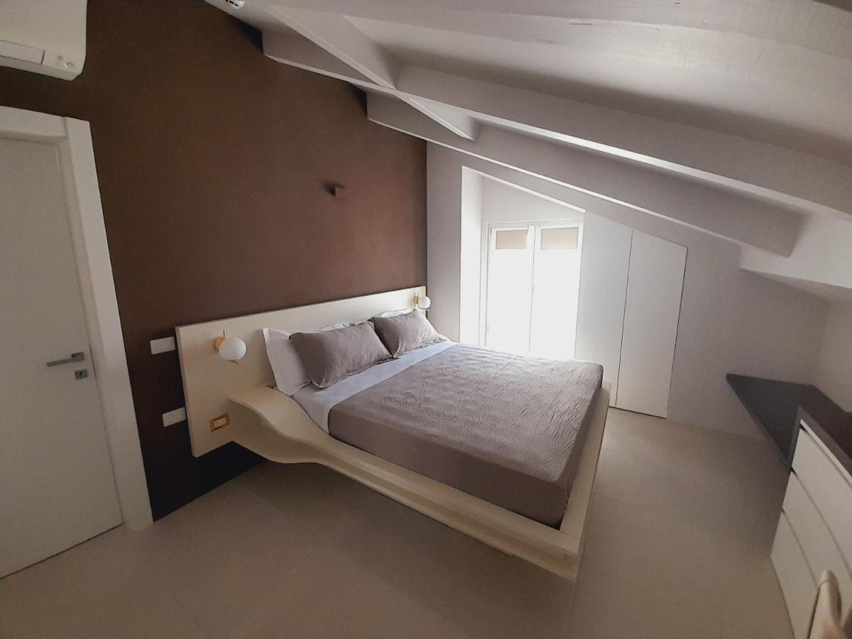 Gt Apartments - New Opening فيبو فالينتيا مارينا المظهر الخارجي الصورة
