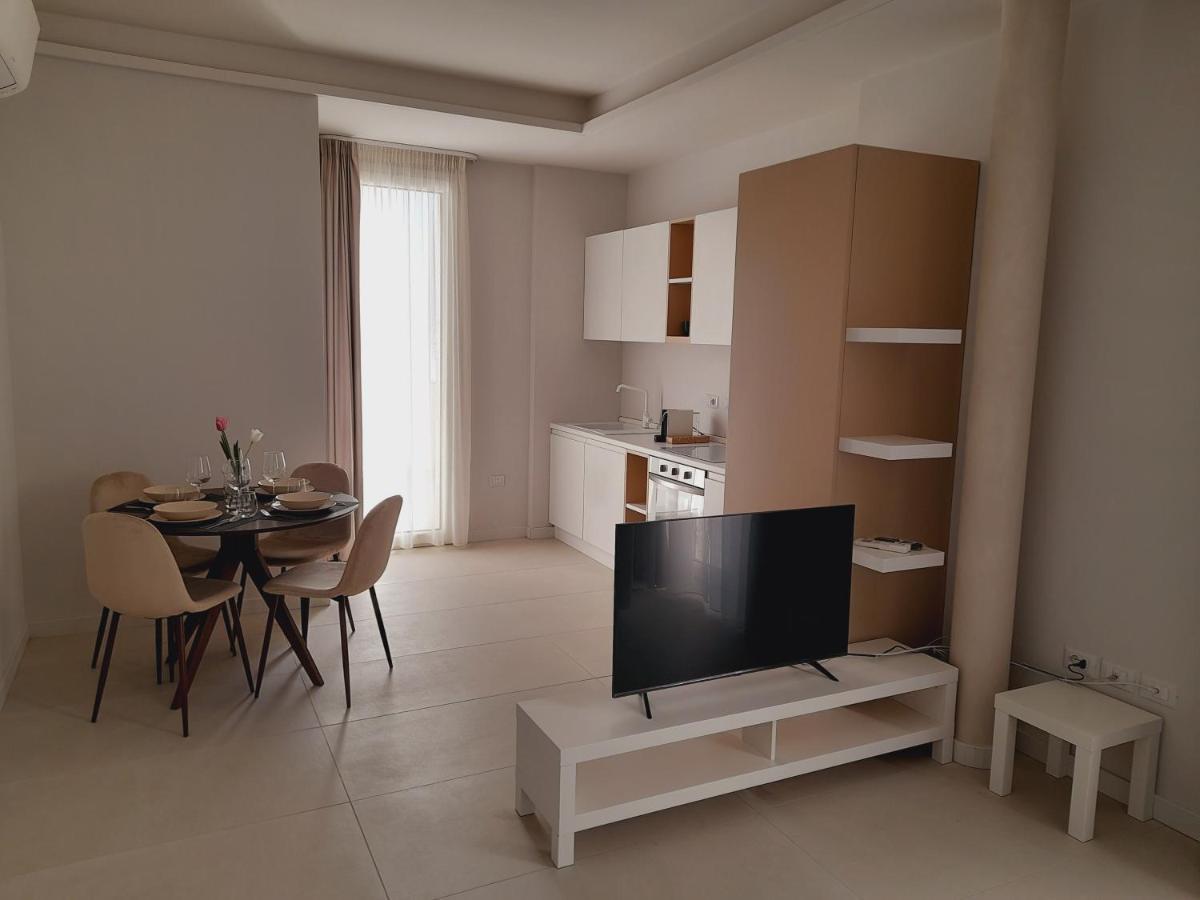 Gt Apartments - New Opening فيبو فالينتيا مارينا المظهر الخارجي الصورة