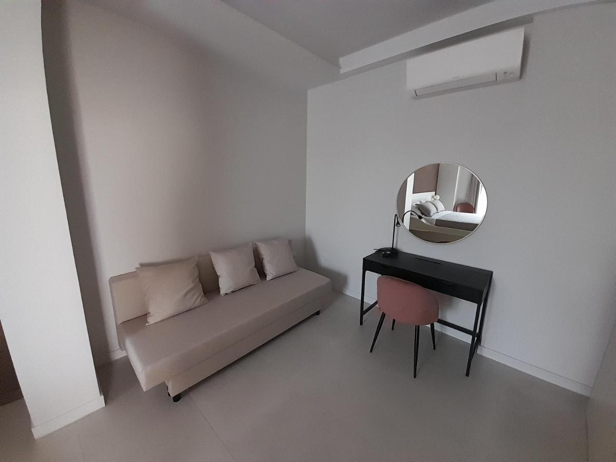 Gt Apartments - New Opening فيبو فالينتيا مارينا المظهر الخارجي الصورة