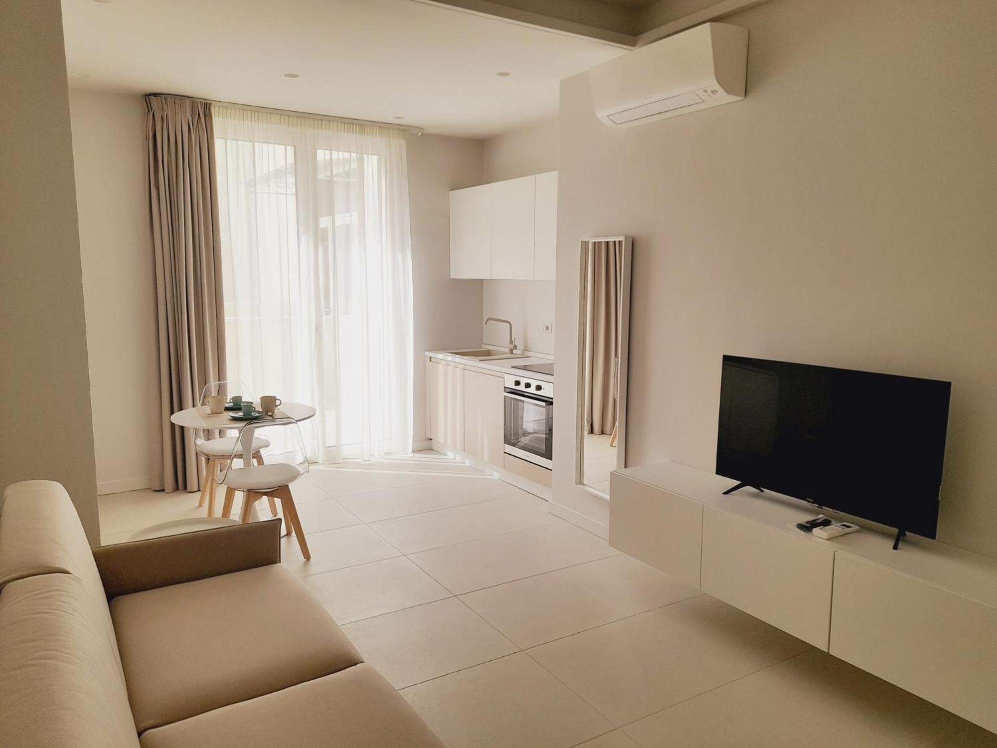 Gt Apartments - New Opening فيبو فالينتيا مارينا المظهر الخارجي الصورة
